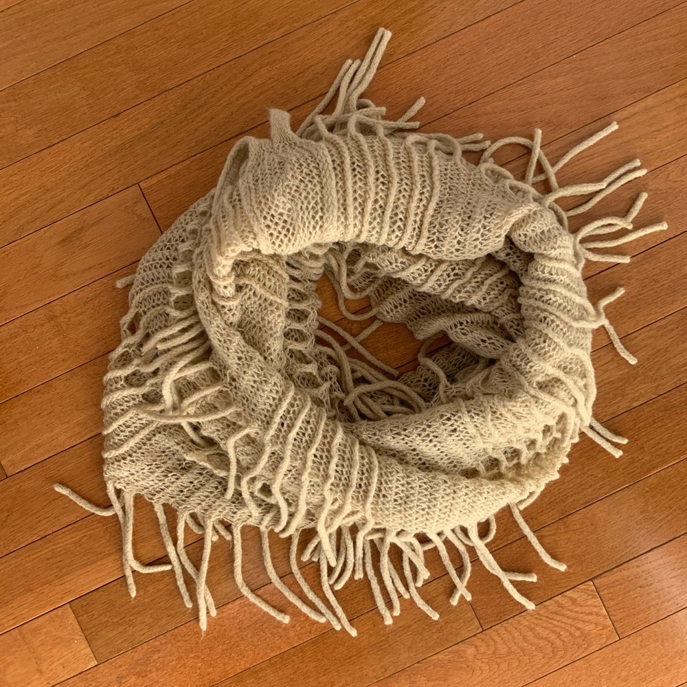 Aldo scarf